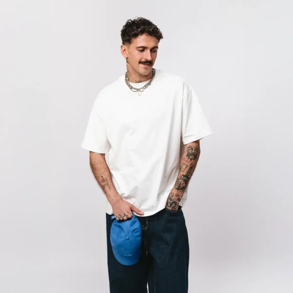 T-shirt oversize Not Lost biały unisex