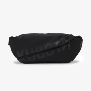 Nerka Kubota Zipper czarna. Przejdź do kategorii akcesoria unisex, aby odkryć wszystkie modele.