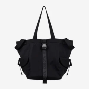 Torba shopper Kubota Pockets czarna. Przejdź do kategorii torby unisex, aby odkryć wszystkie modele.