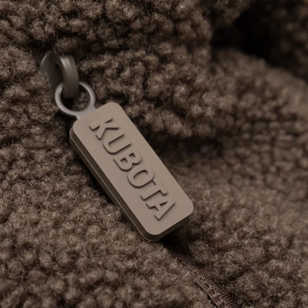 Torba z polaru Cushy z brelokiem Comfy Club brązowa